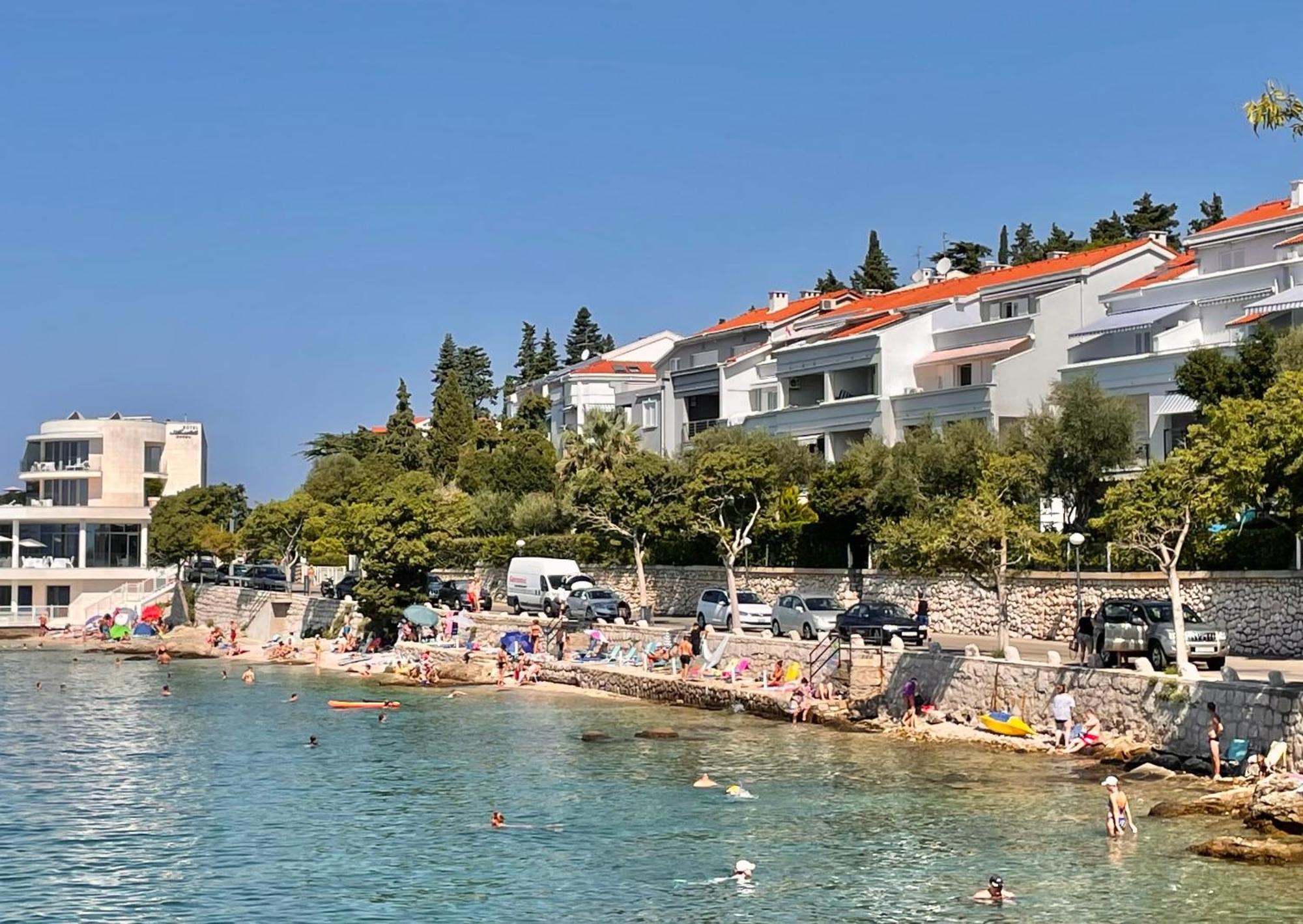 Apartman Nina Selce Exteriör bild